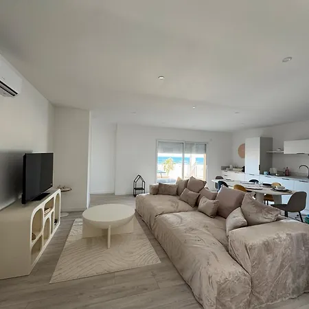 Face A La 2 بيت للعطل